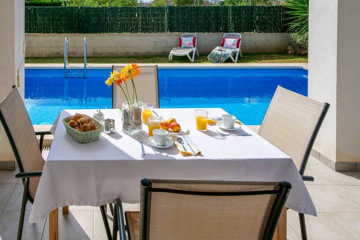 Ferienhaus Casa Aina in Strandnähe mit Pool und Wlan in Cala Bona, Son Servera