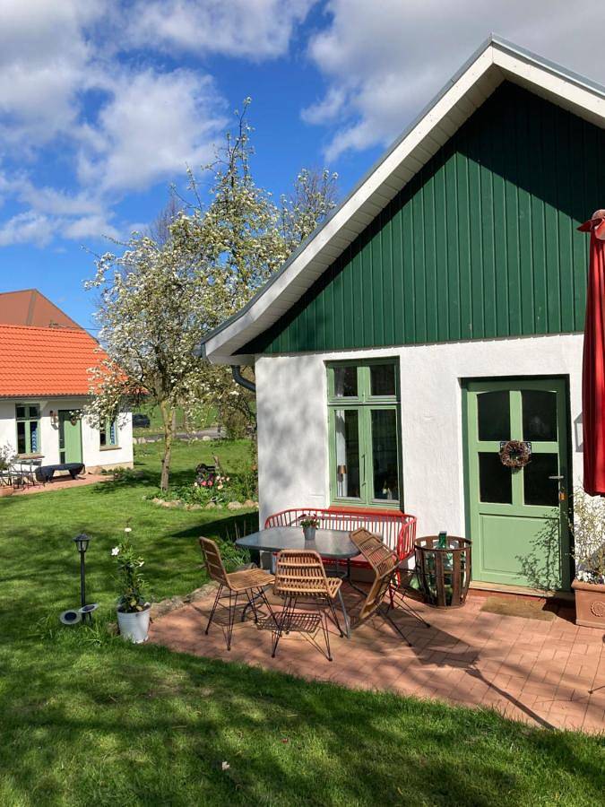 Ferienhaus für 4 Personen, mit Terrasse und Garten