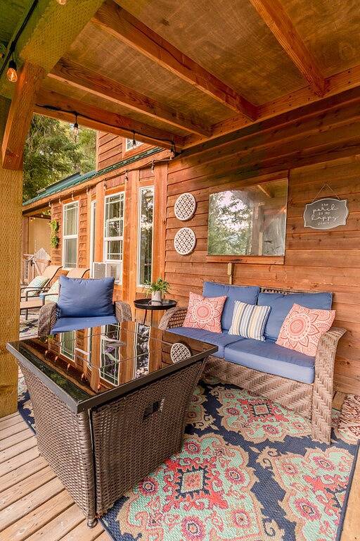 Blockhütte für 2 Personen, mit Whirlpool und Balkon in Washington