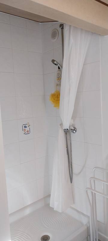 Chambre D’hôte pour 2 Personnes dans Saint-André-de-Cubzac, Région de Blaye, Photo 4