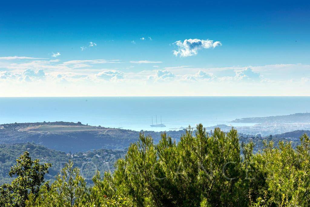 Holiday house with sea views and home cinema in Tourrettes-sur-Loup in Tourrettes-sur-Loup, Region de Cannes