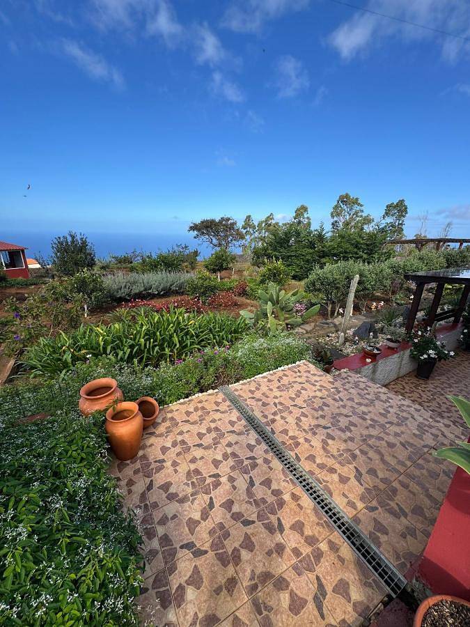 Gîte pour 2 personnes, avec jardin ainsi que balcon et vue à Ponta Do Pargo - 4