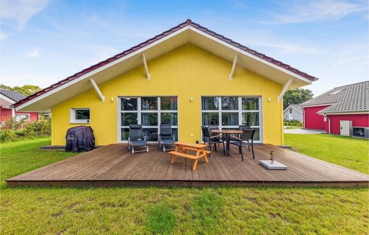 Appartement am Strand mit Parkplatz, Terrasse und Internet in Krems II, Kreis Segeberg