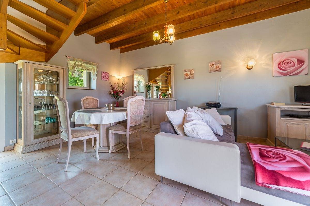 L'Hortensia in Pleudaniel, Costa de granito rosa