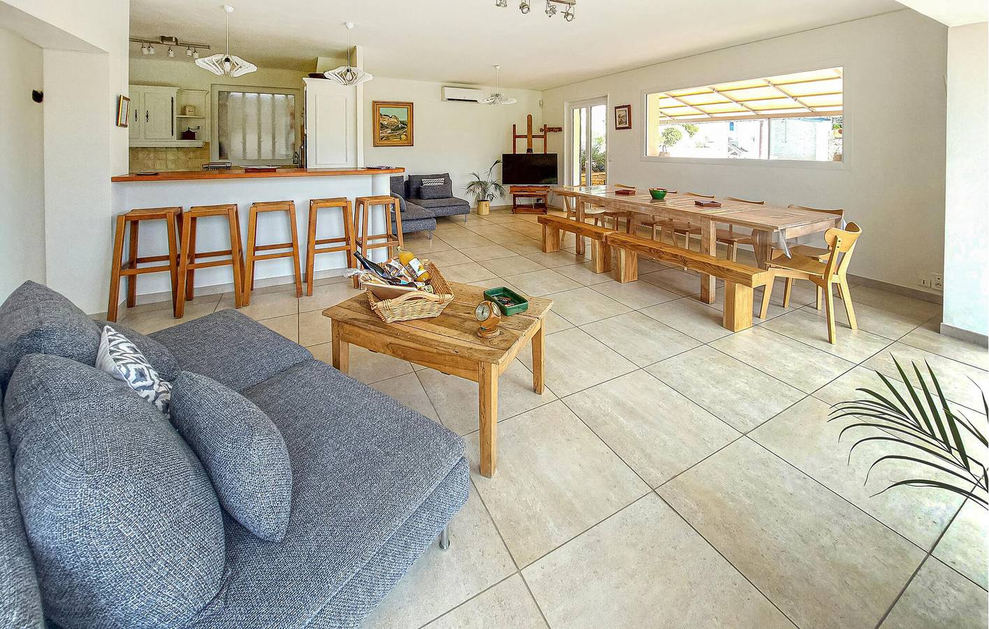 Apt douillet avec piscine, garage et WiFi près de Mévouillon in Mévouillon, Région de nyons