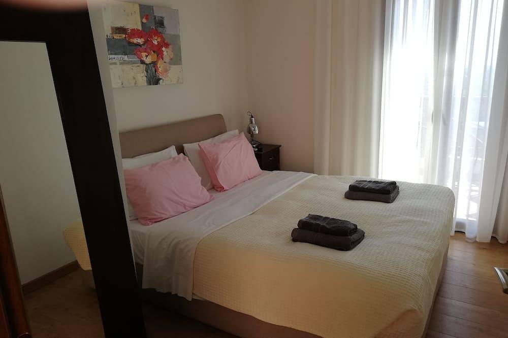 Villa Kallisto, 2Br, 2Bth Villa mit privatem Pool und herrlichem Meerblick in Sporaden