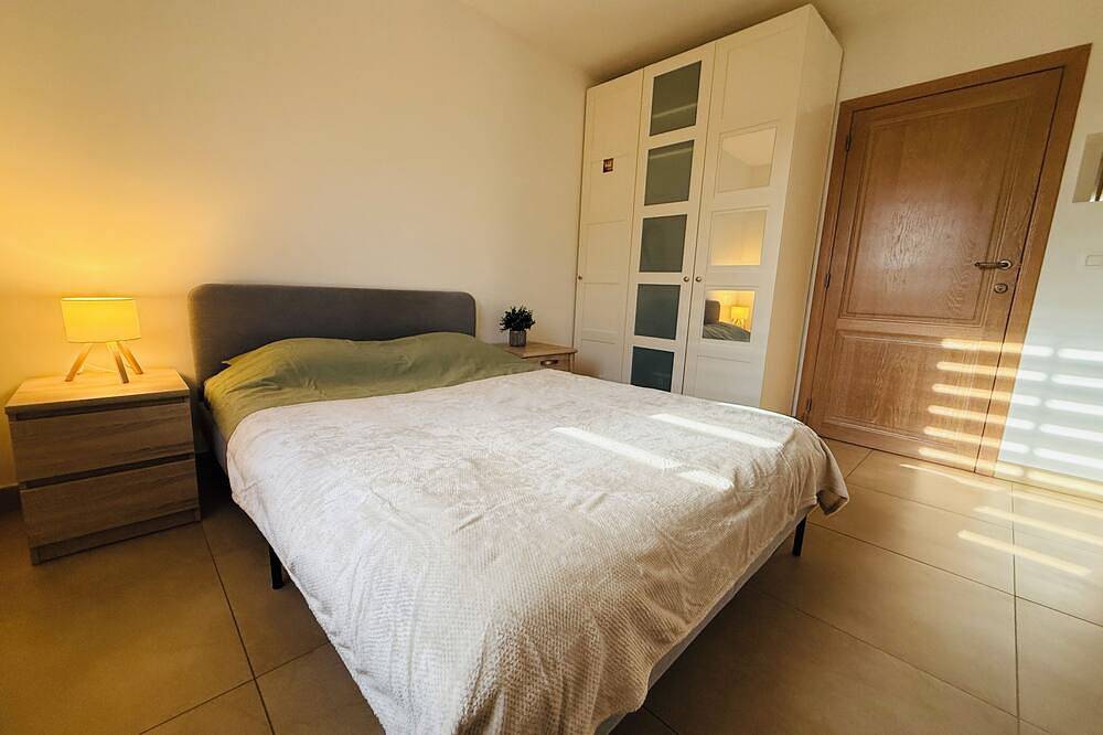 Quiet 5-bedroom house with garden and terrace in Gesves, Region Namur