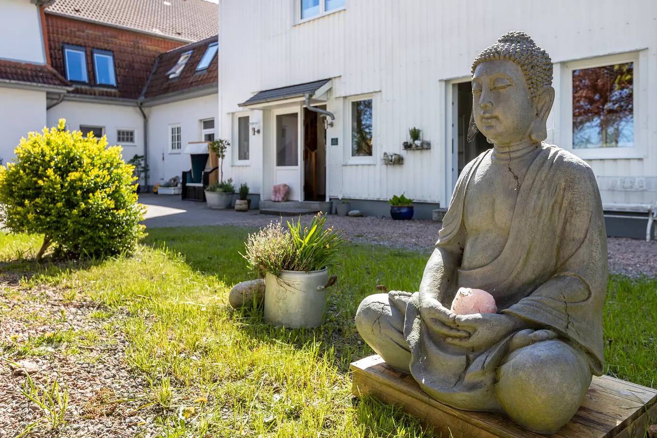 Ganze Wohnung, Ferienwohnung 'Denkerhof Südsonne' mit Gemeinschaftsgarten & Wlan in Reußenköge, Nordfriesland
