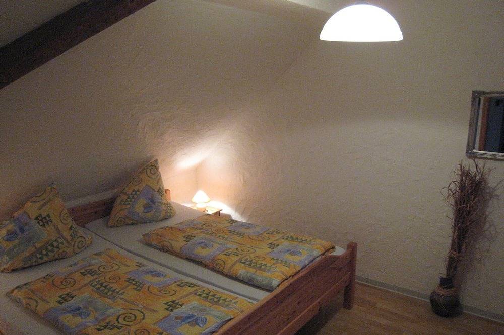 Ganze Wohnung, Terrassenwohnung am Zoo in Morscheid-Riedenburg, Morbach