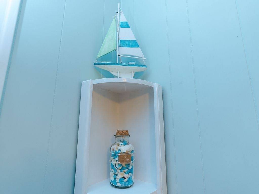 Log Cabin for 7 People in Galveston, Texas Gulf Coast