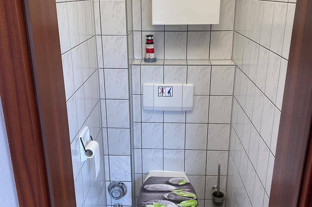 Ganze Wohnung, Ferienwohnung „Plaue Auszeit“ Privatstrand/Bootsliegeplatz, 150M bis Plauer See in Zislow, Plauer See