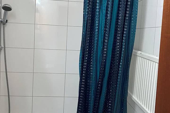Ganze Wohnung, Super Lage im Centrum, gut ausgestattet, alles fußläufig zu erreichen. in Düsseldorf-Unterbilk, Düsseldorf