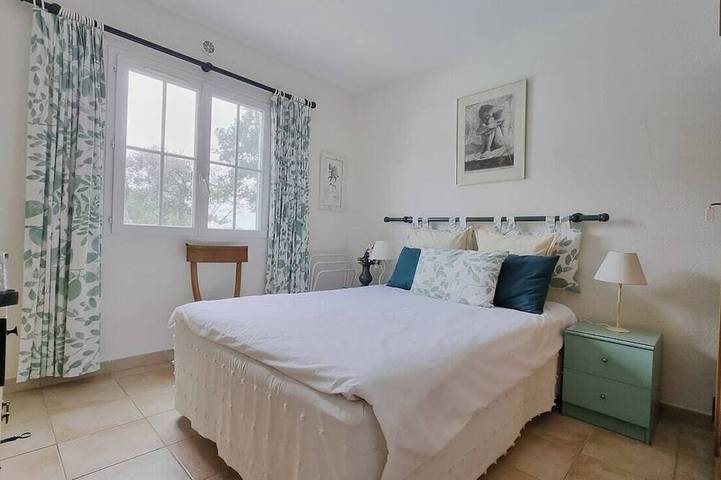 Location de vacances pour 8 personnes, avec jardin et terrasse, animaux acceptés à Le Tignet - 3