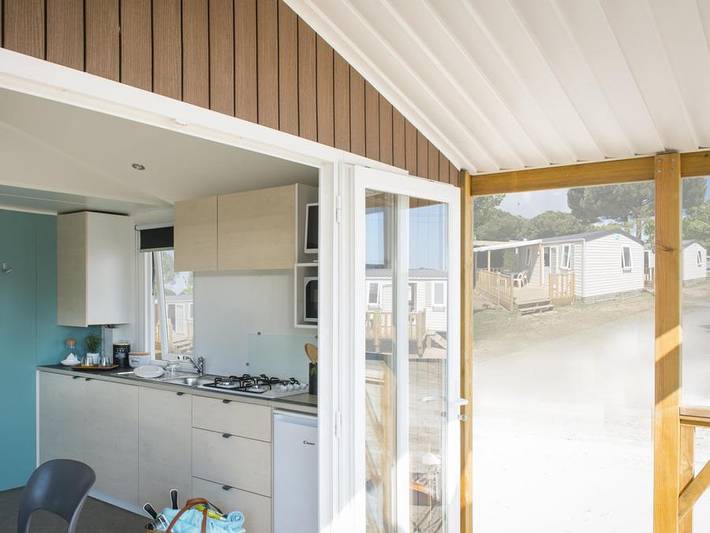 Flower Camping Le Rompval - Mobilheim 4 personen - Premium 25 m² inkl. überdachte Terrasse- 2 Zimmer +Tv + Geschirrspülmaschine + Bbq in Bois de Cise, Mers-les-Bains