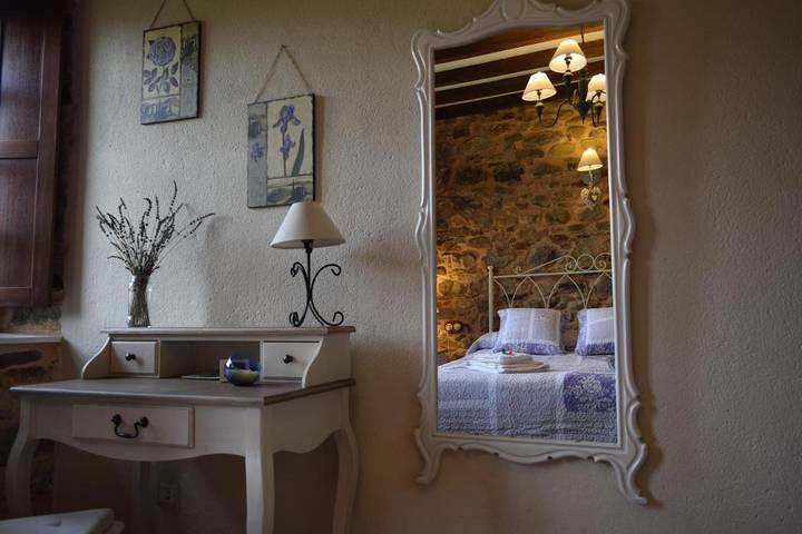 Casa rural para 6 personas, con Balcón y Jacuzzi además de Terraza y Jardín en Ribera de Órbigo - 4
