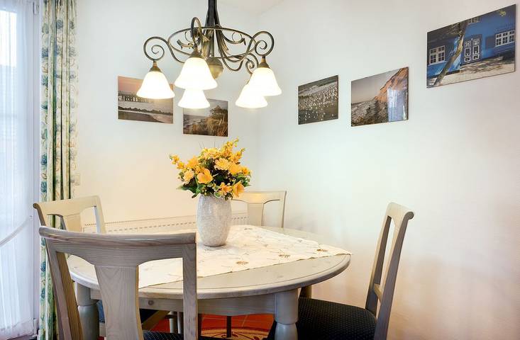 Ferienwohnung für 5 Personen, mit Terrasse in Prerow - 4