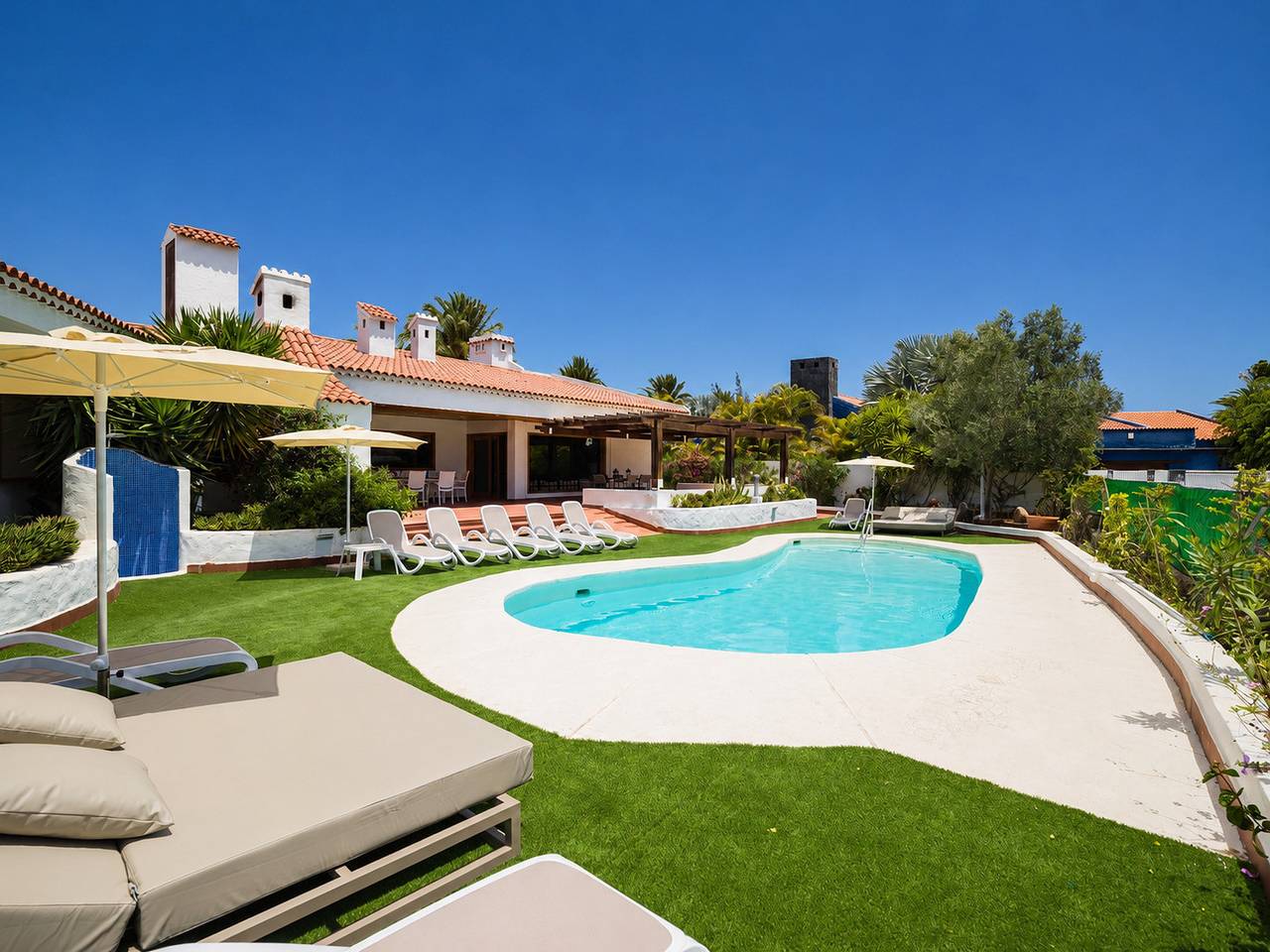 Casa Gran Canaria – Privater beheizter Pool, Spielzimmer und Spielplatz in Maspalomas, San Bartolomé de Tirajana