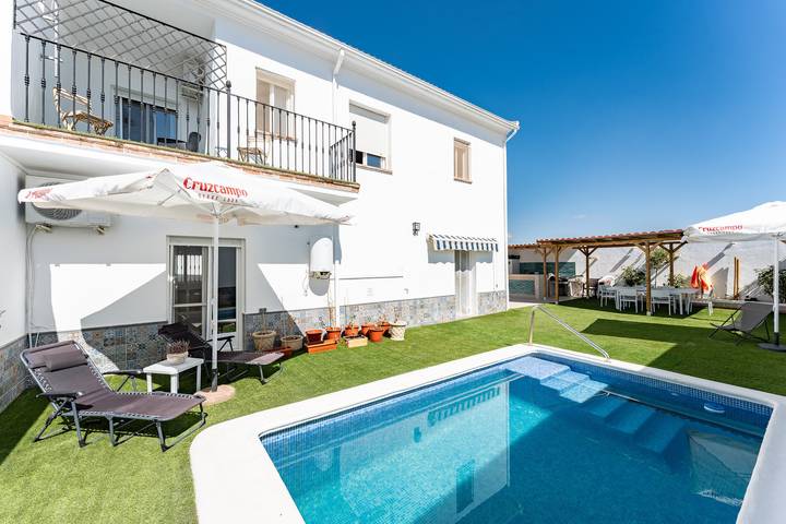 Ferienhaus für 7 Personen, mit Garten und Terrasse - 1