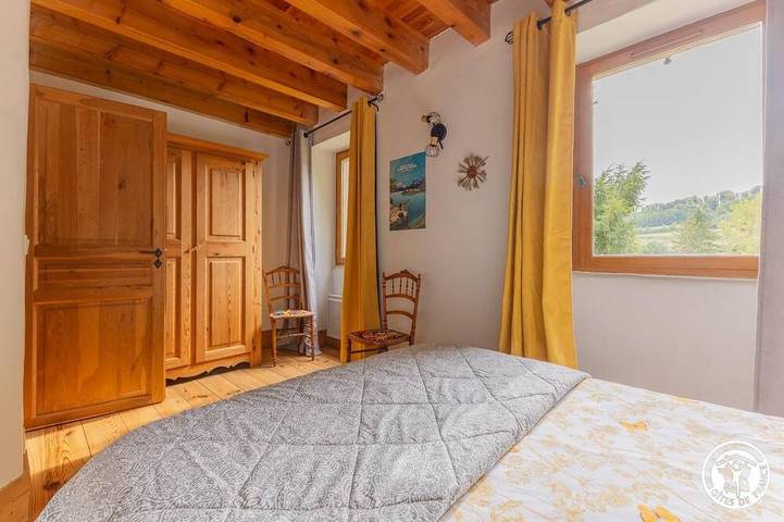 Location de vacances pour 4 personnes, avec balcon et jardin à Chaptuzat - 4