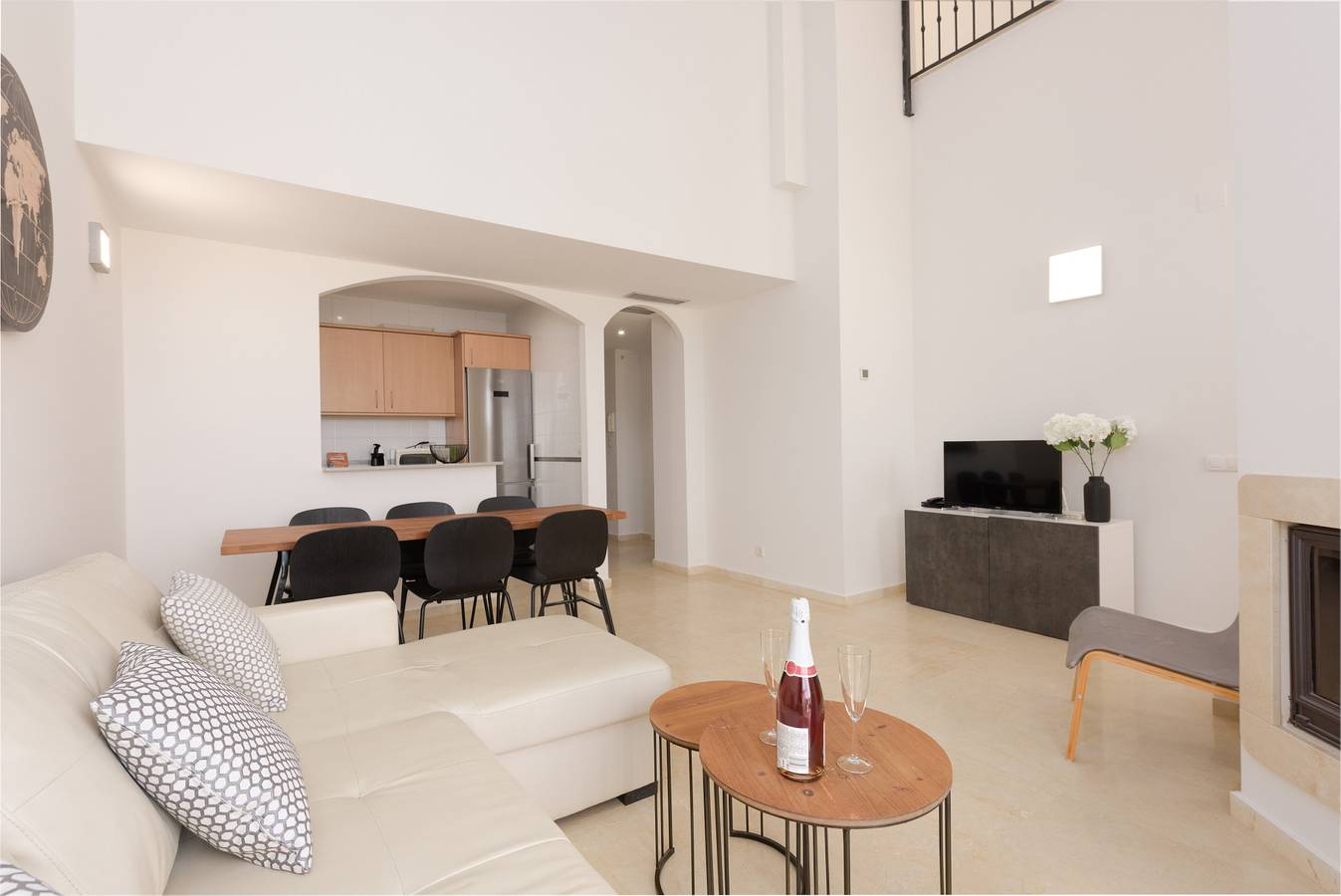 Entire apartment, Duquesa Fairways 2247 Duplex Penthouse in La Duquesa, Manilva