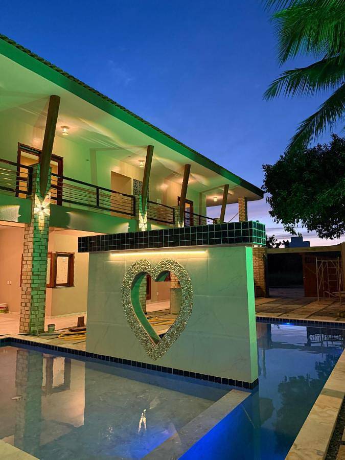Casas e apartamentos de temporada para 2 pessoas, com balcão e vista, com animais de estimação em Camocim