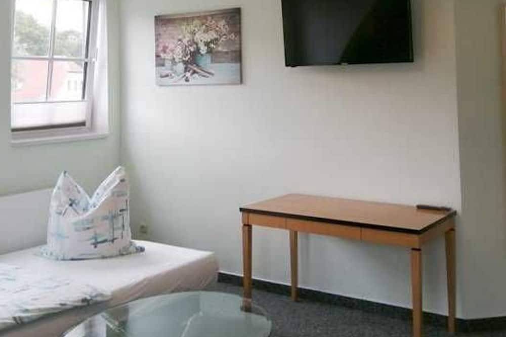 Ganze Wohnung, Ferienzimmer Leuchtturm - Ferienwohnungen Machnitzki in Klein Nemerow, Groß Nemerow