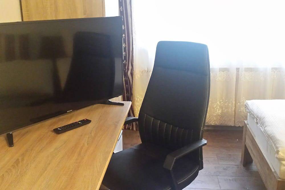 Apartamento entero, Ideal para visitantes de ferias y golfistas. in Laatzen, Región de Hannover