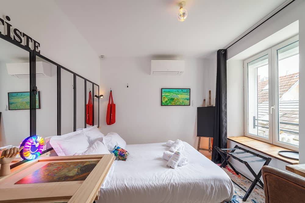 Private building in Vierzon • 4 apartments - Spa - For up to 10 people in Vierzon, Vierzon Region