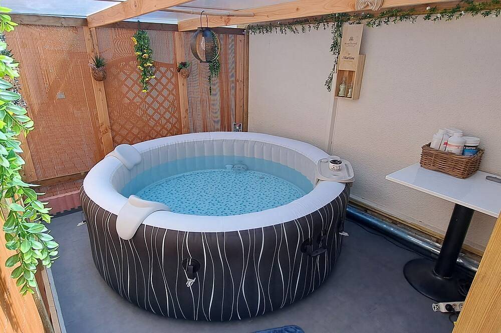 Chambre Zen chez l'habitant in Beaucaire, Région de Nîmes
