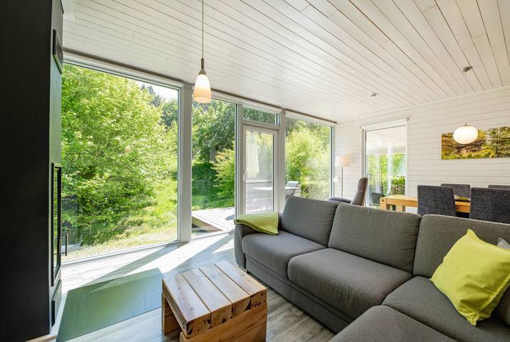 Ferienhaus für 5 Personen, mit Garten und Pool sowie Ausblick, kinderfreundlich im Thüringer Wald