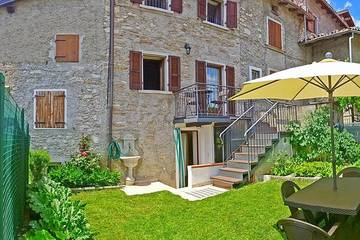 Ferienhaus für 6 Personen, mit Balkon und Garten in Tremosine