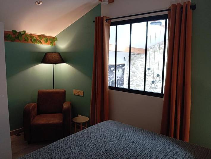 Gîte pour 3 personnes, avec Jacuzzi et Terrasse à Preignac - 3