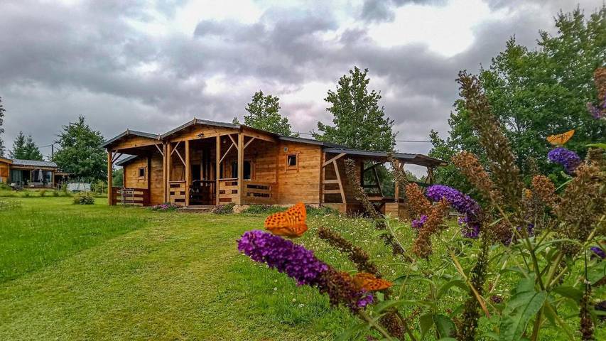 Location de vacances pour 4 personnes, avec jardin dans Grand étang de Saint-Estèphe