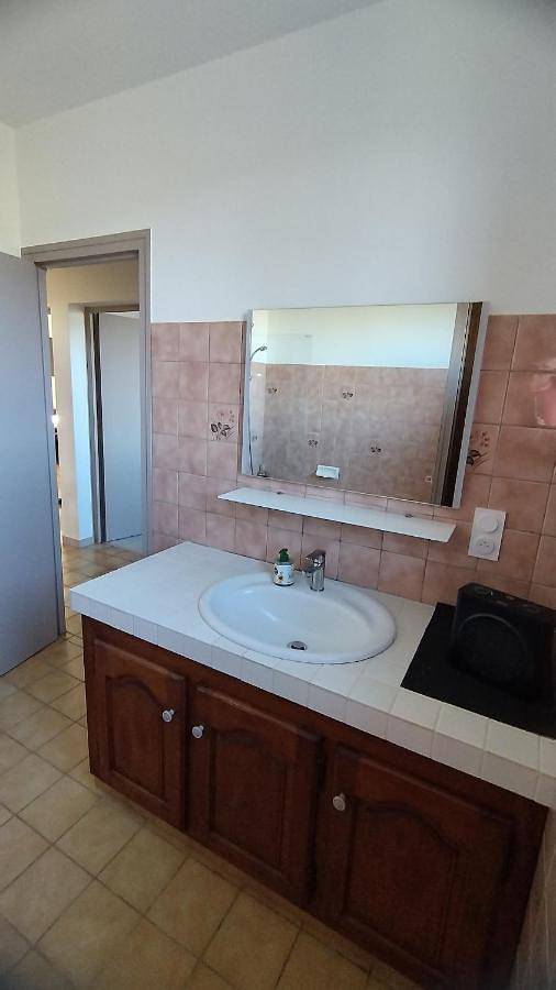 Location de vacances pour 4 personnes, avec jardin et vue à Mayrinhac-Lentour - 2