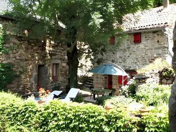 Gîte pour 5 personnes à Dompnac