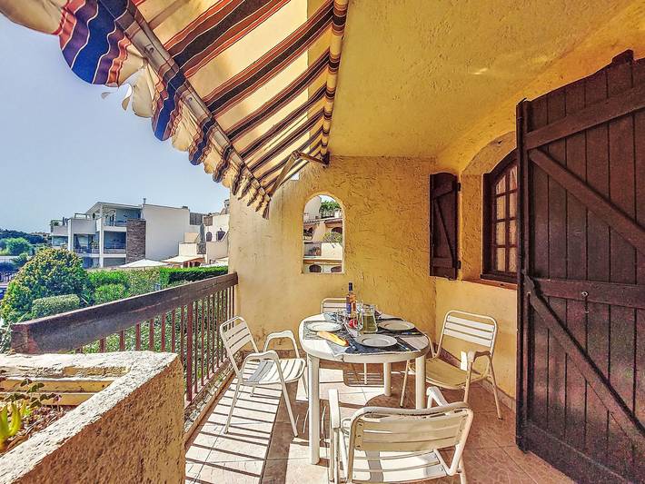 Ferienwohnung für 4 Personen, mit Terrasse, mit Haustier in Bandol - 2