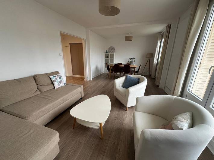 Gîte pour 3 personnes, avec Balcon à Saint-Max