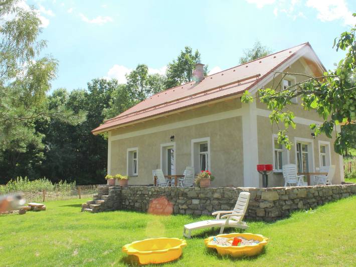 Ferienhaus für 8 Personen, mit Garten und Terrasse, kinderfreundlich - 1