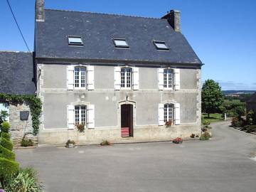 Cottage pour 3 personnes, avec jardin à Quéménéven