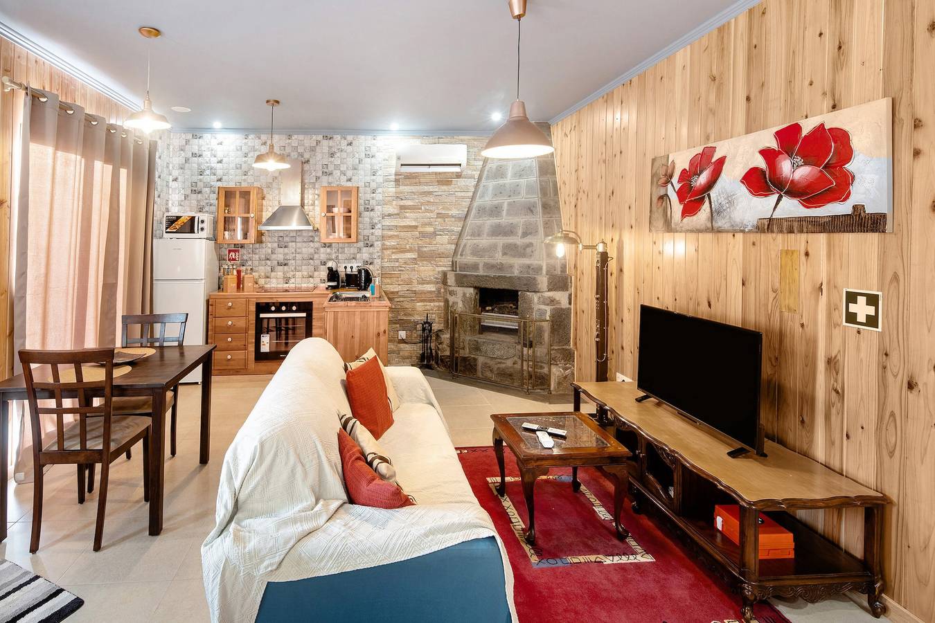 Appartement 'Cantinho Do Sossego' met Uitzicht op Zee, Privé Terras en Wifi, foto 6
