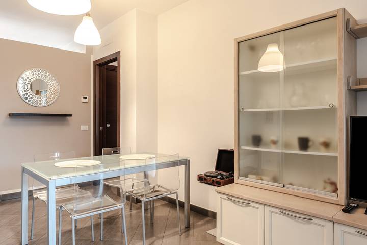 Entire apartment, Apartment 'Beb Pulcino Nero' with Mountain View, Shared Terrace and Wi-Fi in Foiano della Chiana, Arezzo Province