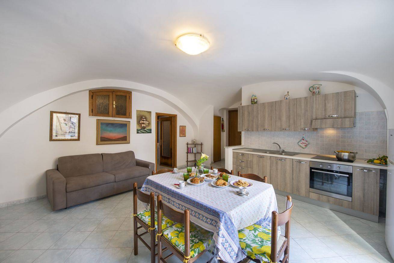 Ganze Wohnung, Ferienwohnung für 4 Personen mit Balkon/Terrasse in Amalfi, Amalfiküste