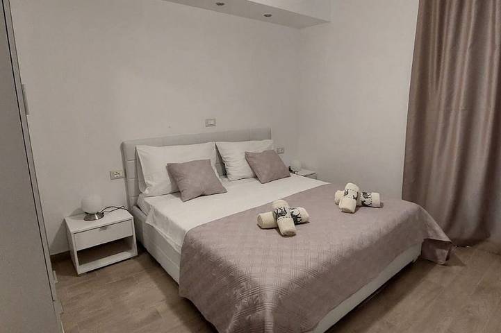 Ganze Wohnung, 4-Zimmer-Ferienwohnung mit Pool Pomer, Medulin in Pomer, Südküste Istrien