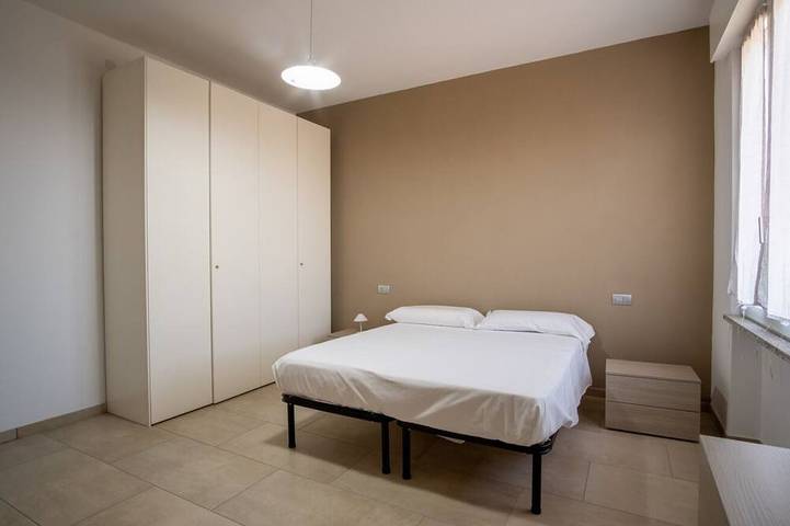 Appartement entier, Guesthost - Ezilde Residence Flat with Parking in Plaisance (Italie), Province de Plaisance
