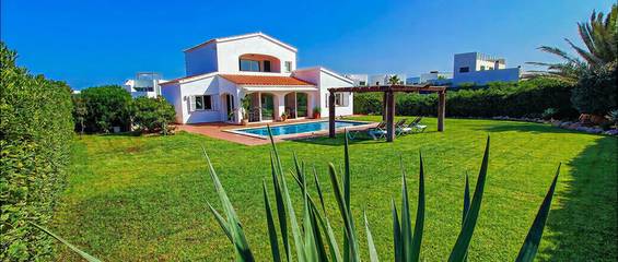 Villa in Punta Grossa, Es Mercadal für 6 