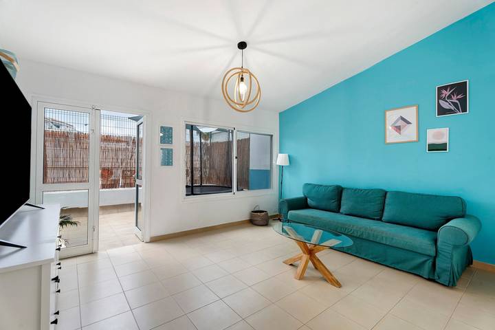 Casa de vacaciones 'Garden Kid Friendly Apartment' con piscina compartida y aire acondicionado in San Eugenio Alto, Adeje
