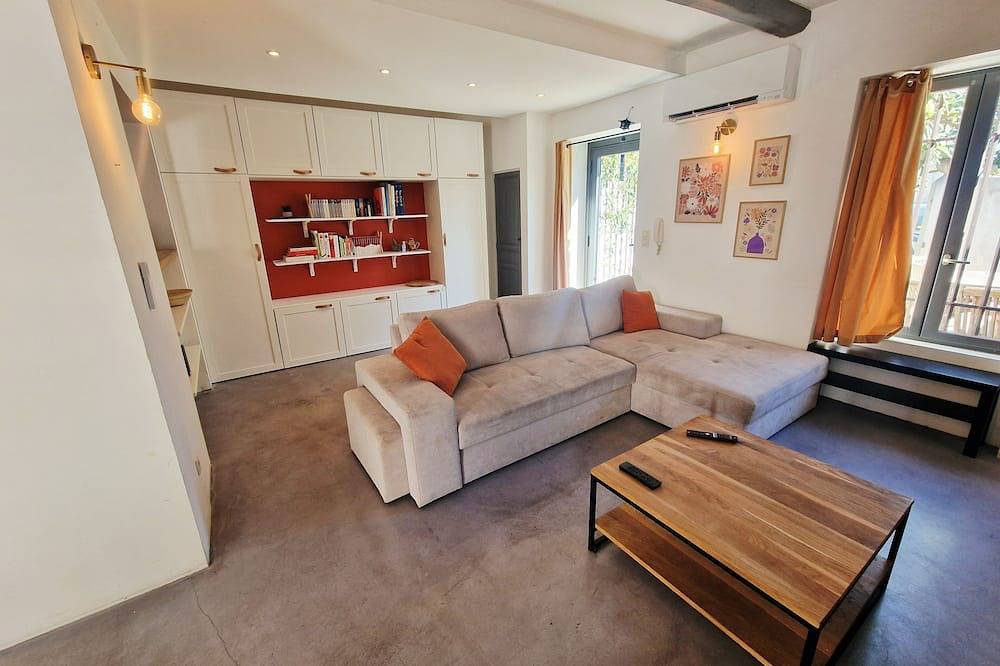 3-bedroom house near Avignon - bus and bike in Le Pontet, Vaucluse