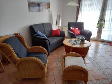 Ferienwohnung für 3 Personen, mit Garten und Terrasse in Dornumersiel