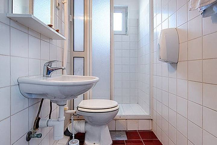 Gîte pour 4 personnes, avec balcon, adapté aux familles dans Lastovo - 3