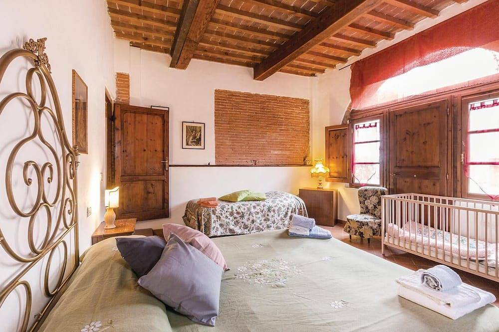 Prachtig huis met 5 slaapkamers in. in Crespina Lorenzana, Provincie Pisa